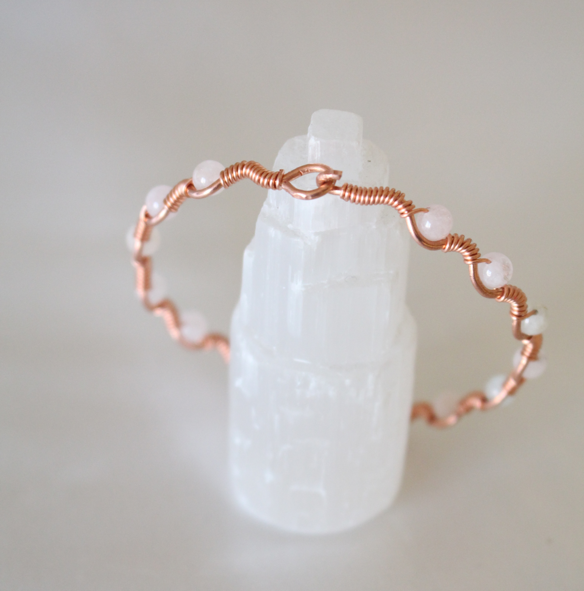 Dalga Model Morganit Oval Kesim